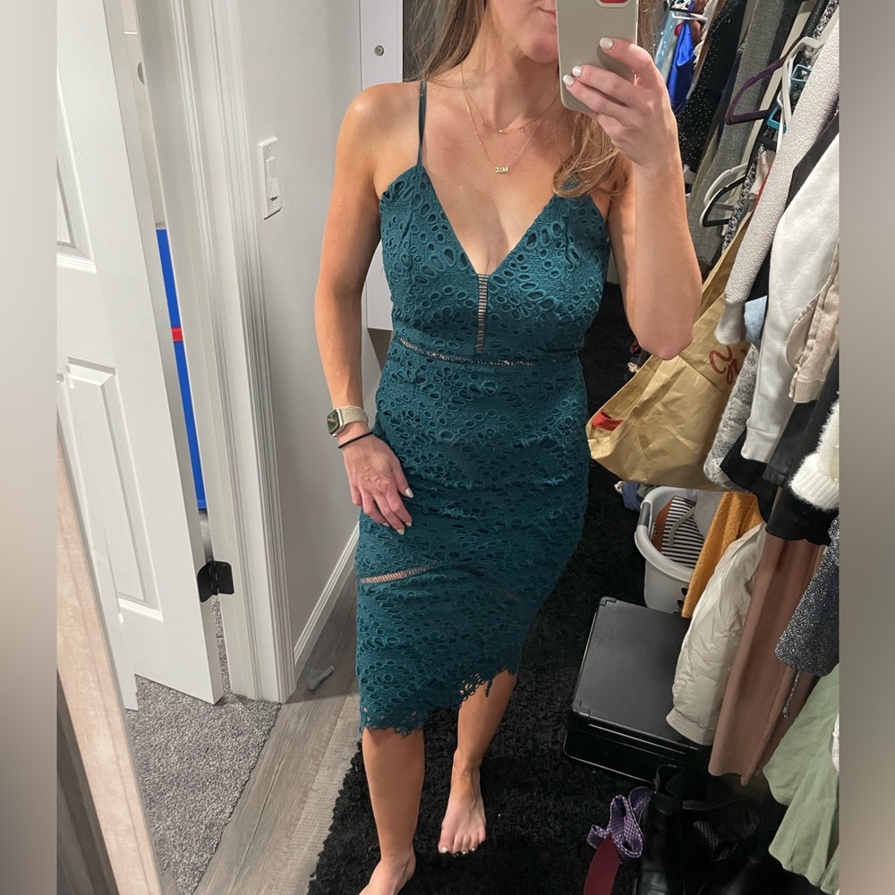 Emerald green MISSGUIDED adjustable strap midi dress